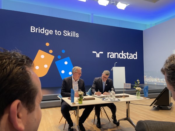 Digital-Skills-Cisco-Randstad (Piccola).jpg
